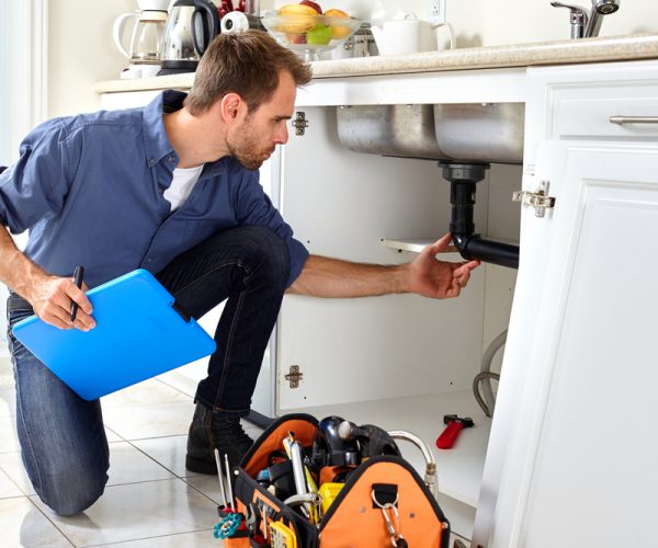 Looking for a plumber? These 5 tips may help!