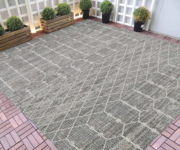 Outdoor Carpets- different types of material